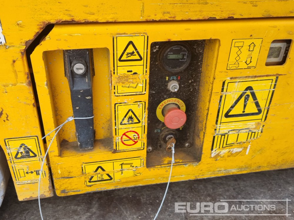 Работна площадка 2019 JCB S1930E: снимка 21