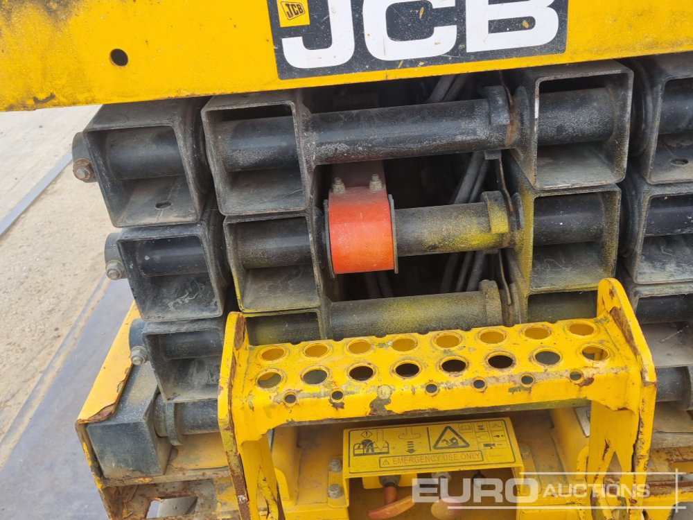 Работна площадка 2019 JCB S1930E: снимка 16