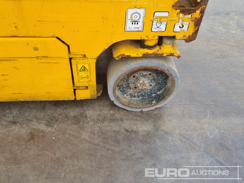 Работна площадка 2019 JCB S1930E: снимка 12
