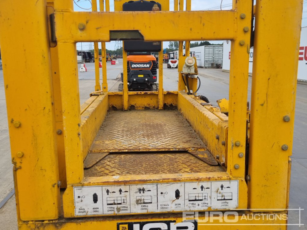 Работна площадка 2019 JCB S1930E: снимка 13