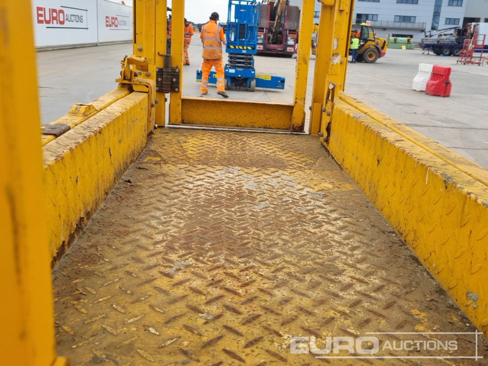 Работна площадка 2019 JCB S1930E: снимка 14
