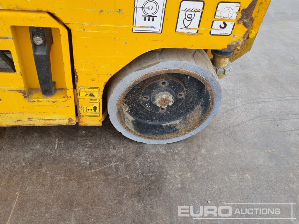 Работна площадка 2019 JCB S1930E: снимка 10
