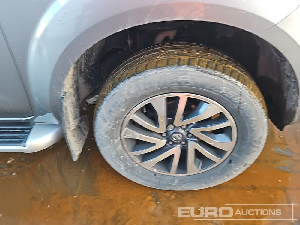 Пикап 2019 Nissan Navara: снимка 12