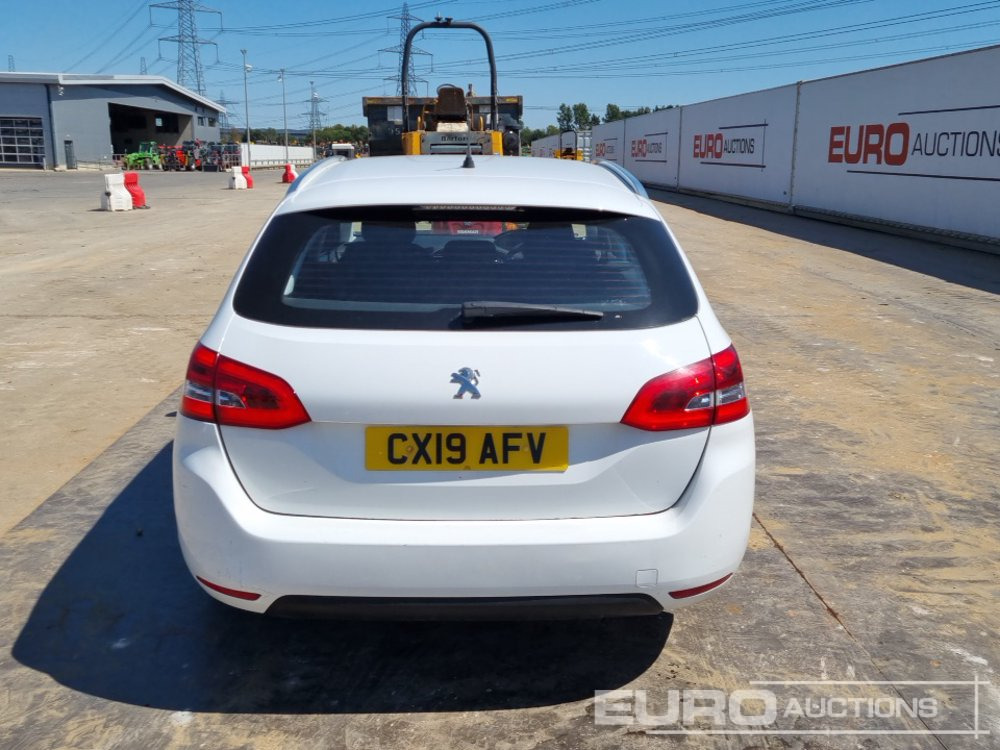 2019 Peugeot 308SW - Лек автомобил: снимка 4 2019 Peugeot 308SW - Лек автомобил: снимка 4