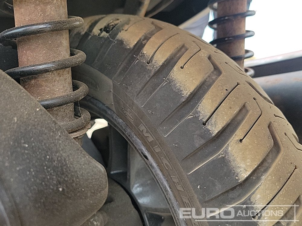 Мотоциклет 2019 Suzuki Burgman: снимка 13
