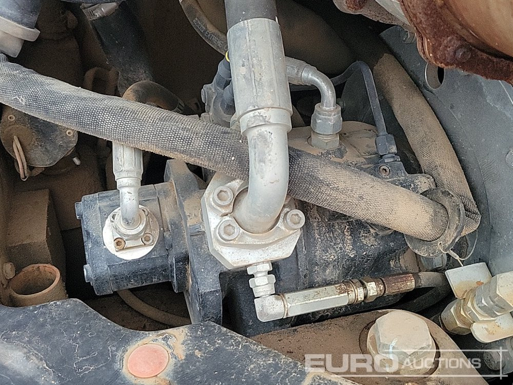 Мини багер 2020 Bobcat E85: снимка 32