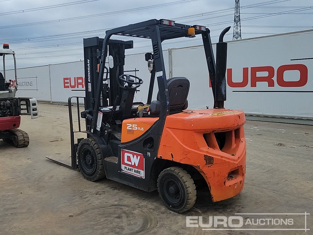 2020 Doosan D25GP - Мотокар: снимка 3 2020 Doosan D25GP - Мотокар: снимка 3