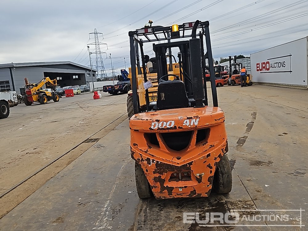 2020 Doosan D30GP - Мотокар: снимка 4 2020 Doosan D30GP - Мотокар: снимка 4