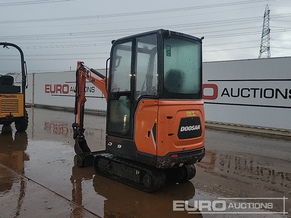 2020 Doosan DX19 - Мини багер: снимка 3 2020 Doosan DX19 - Мини багер: снимка 3