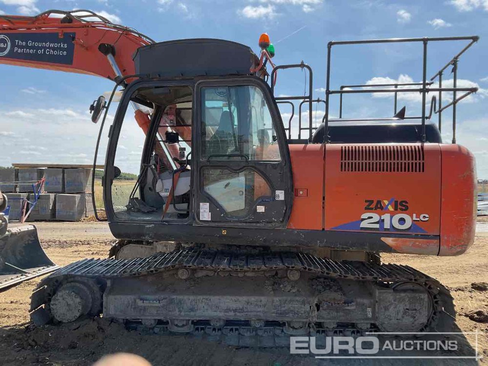 2020 Hitachi ZX210LC-6 - Верижен багер: снимка 2 2020 Hitachi ZX210LC-6 - Верижен багер: снимка 2