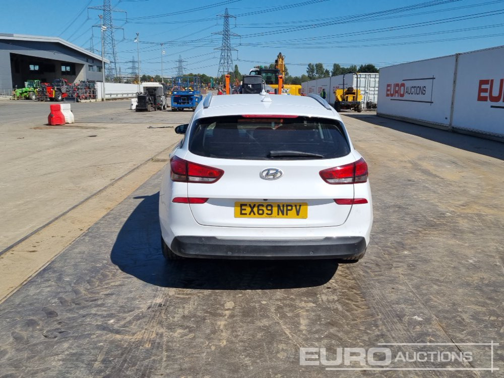 2020 Hyundai I30 - Лек автомобил: снимка 4 2020 Hyundai I30 - Лек автомобил: снимка 4