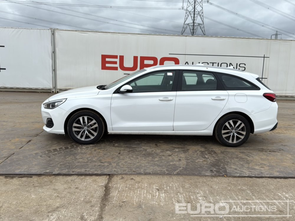 2020 Hyundai I30 - Лек автомобил: снимка 2 2020 Hyundai I30 - Лек автомобил: снимка 2