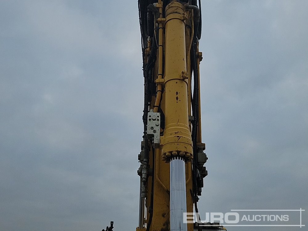 Верижен багер 2020 Komatsu PC240LC-11E0: снимка 26