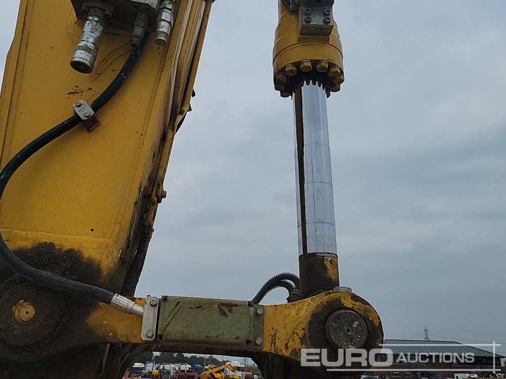 Верижен багер 2020 Komatsu PC240LC-11E0: снимка 25