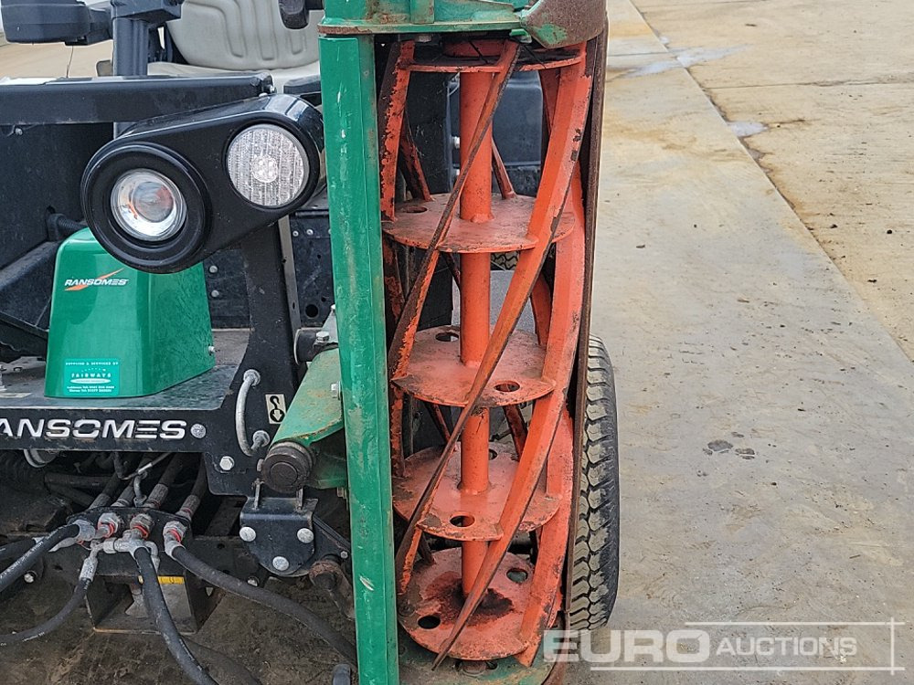 Косачка за трева 2020 Ransomes PARKWAY 3: снимка 14