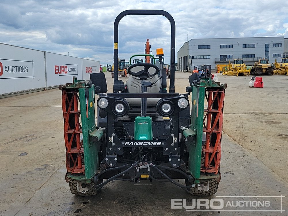 Косачка за трева 2020 Ransomes PARKWAY 3: снимка 8