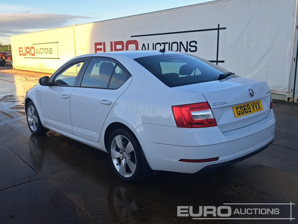 2020 Skoda Octavia - Лек автомобил: снимка 3 2020 Skoda Octavia - Лек автомобил: снимка 3