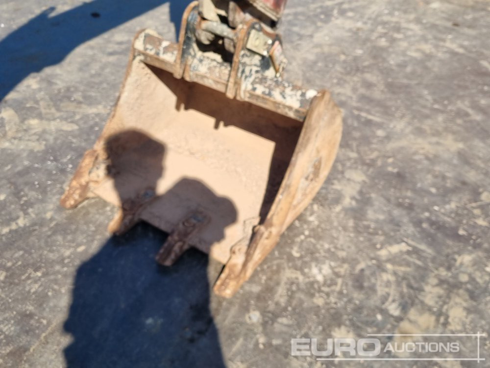 Мини багер 2021 Bobcat E26: снимка 30