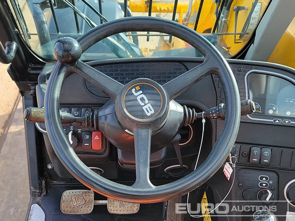 Телескопичен товарач 2021 JCB 535-95: снимка 34