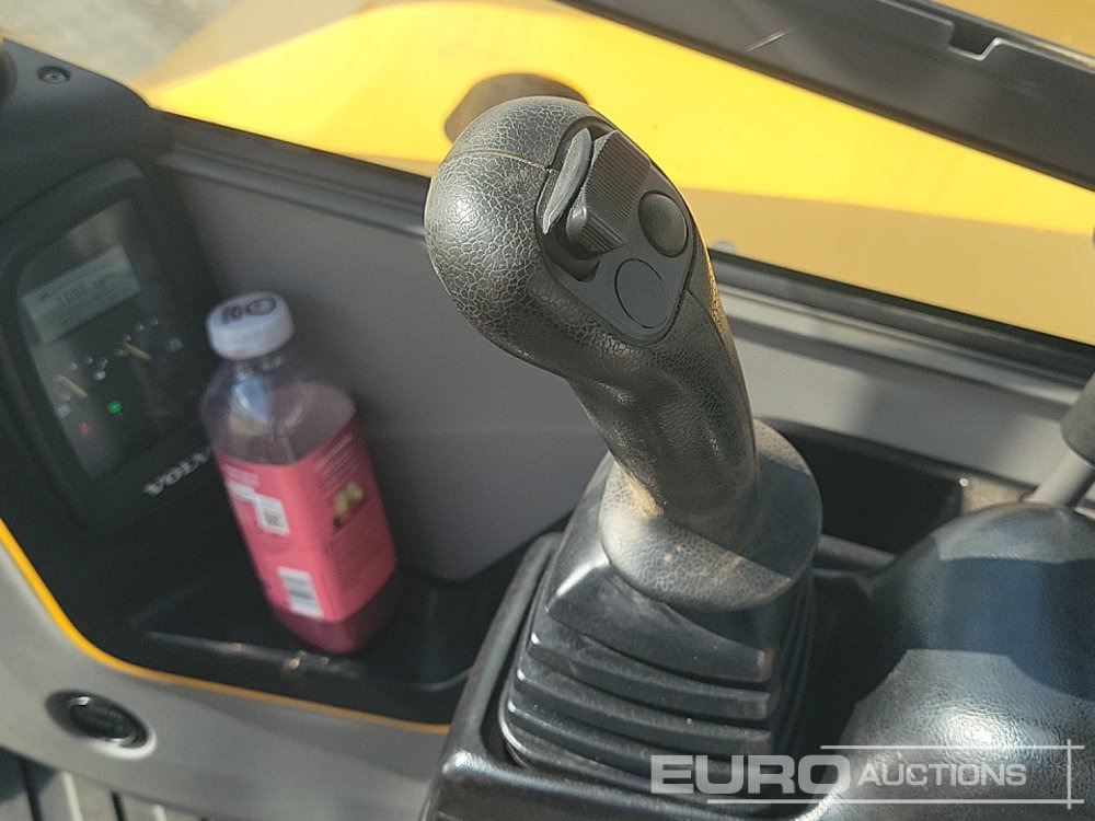 Мини багер 2021 Volvo ECR88D: снимка 37