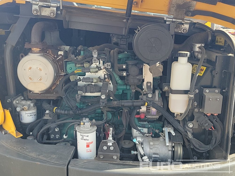Мини багер 2021 Volvo ECR88D: снимка 28
