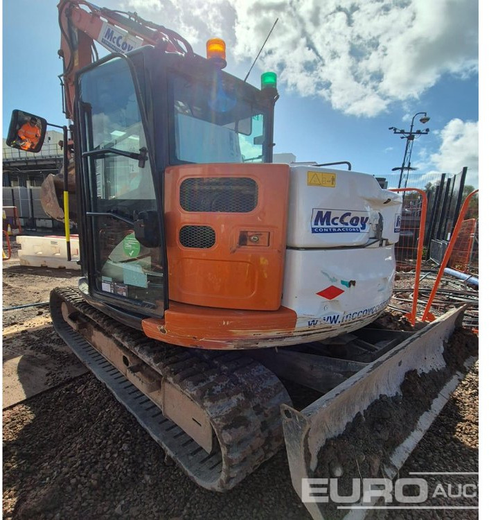 2022 Hitachi ZX85USB-6 - Мини багер: снимка 2 2022 Hitachi ZX85USB-6 - Мини багер: снимка 2