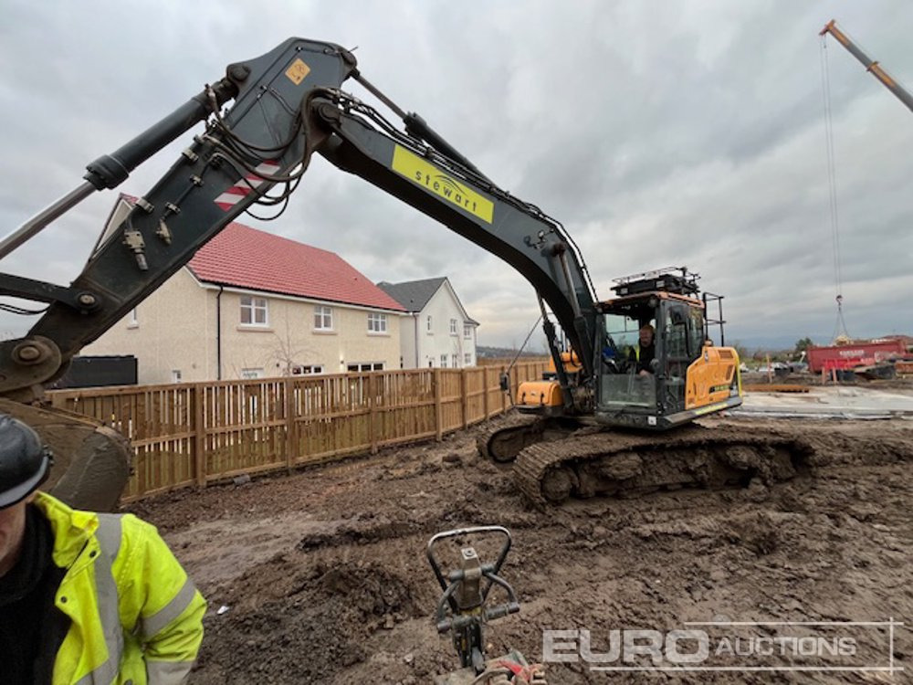 2022 Hyundai HX220A L - Верижен багер: снимка 1 2022 Hyundai HX220A L - Верижен багер: снимка 1