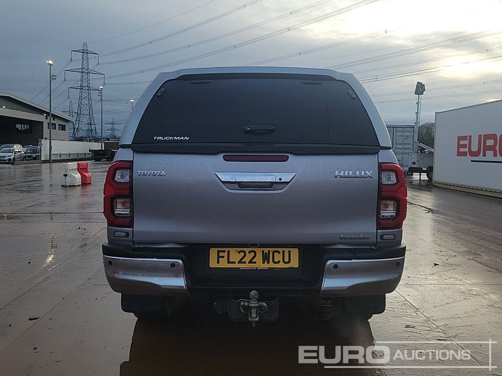 2022 Toyota Hilux Invincible - Пикап: снимка 4 2022 Toyota Hilux Invincible - Пикап: снимка 4