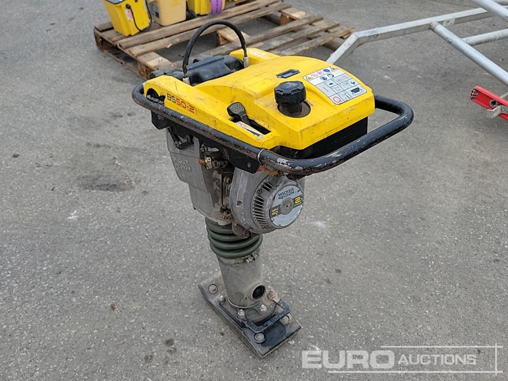 2022 Wacker Neuson BS50-2 - Техника за слагане на асфалт: снимка 3 2022 Wacker Neuson BS50-2 - Техника за слагане на асфалт: снимка 3