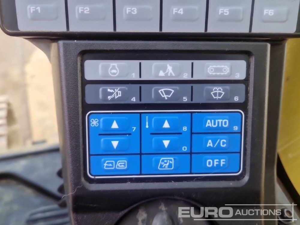 Верижен багер 2023 Komatsu PC210LC-11E0: снимка 49