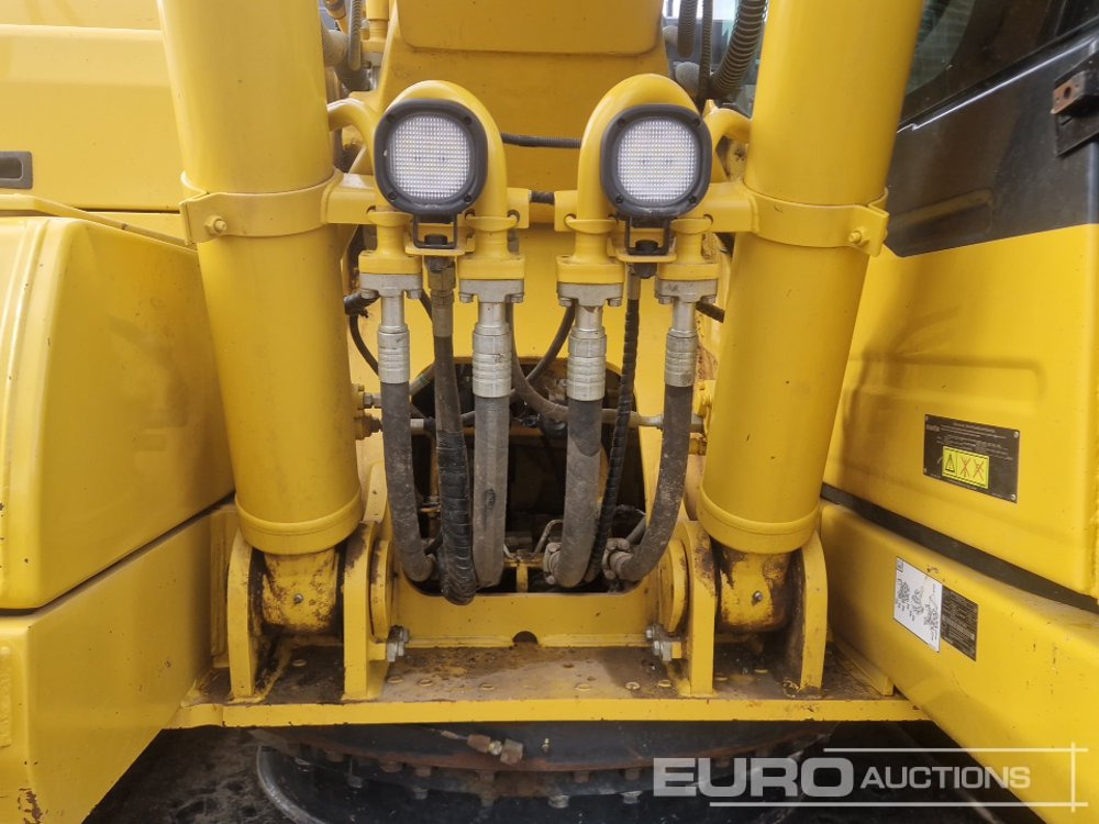 Верижен багер 2023 Komatsu PC210LC-11E0: снимка 17