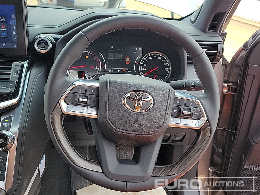 Джип 2023 Toyota Land Cruiser: снимка 46
