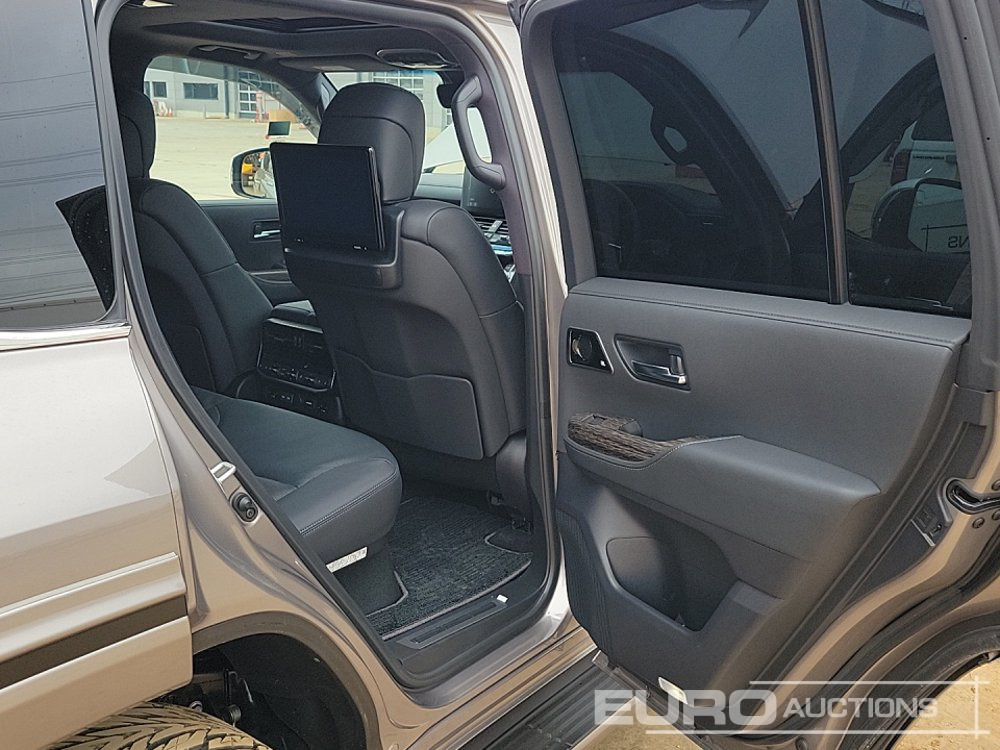 Джип 2023 Toyota Land Cruiser: снимка 27