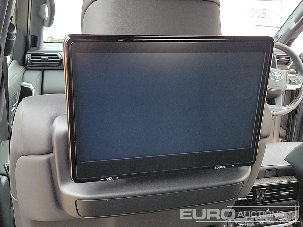 Джип 2023 Toyota Land Cruiser: снимка 32