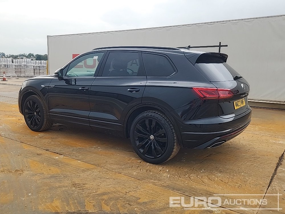 2023 Volkswagen Touareg - Джип: снимка 3 2023 Volkswagen Touareg - Джип: снимка 3