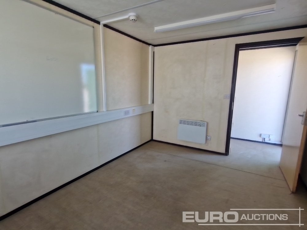 Морски контейнер 30' x 10' Office Container (Cannot Be Reconsigned): снимка 12