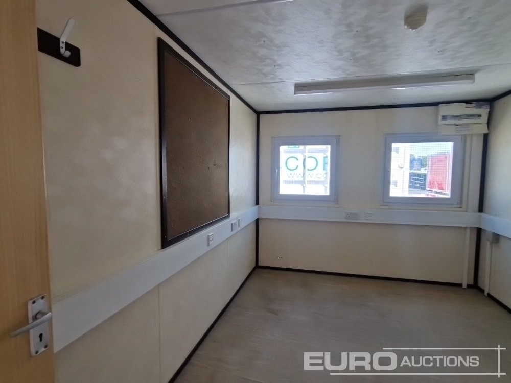 Морски контейнер 30' x 10' Office Container (Cannot Be Reconsigned): снимка 11
