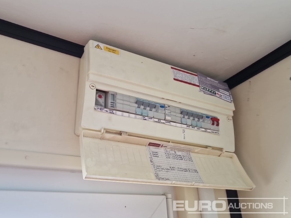 Морски контейнер 30' x 10' Office Container (Cannot Be Reconsigned): снимка 13