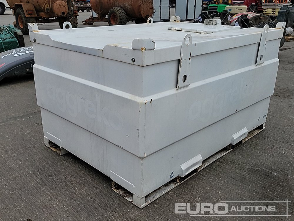3000 Litre Static Bunded Fuel Bowser, Manual Pump - Резервоар за съхранение: снимка 5 3000 Litre Static Bunded Fuel Bowser, Manual Pump - Резервоар за съхранение: снимка 5
