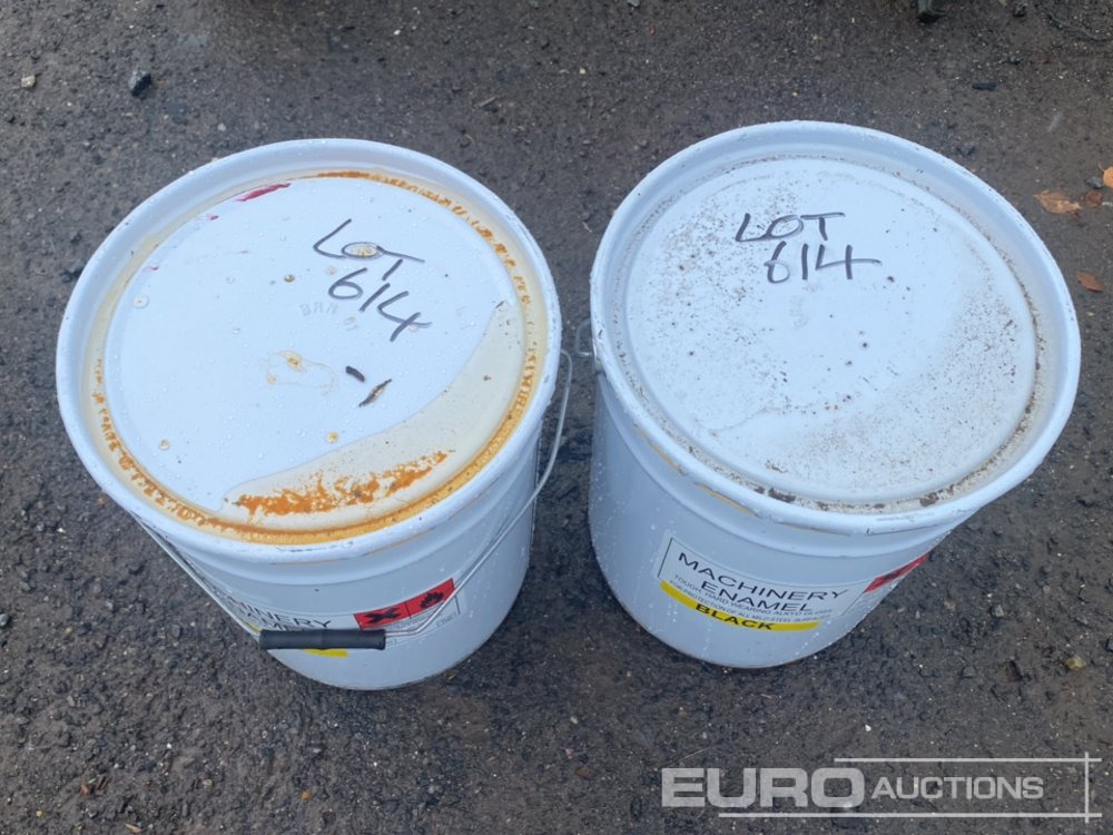40 Litre Black Machinery Paint - Строително оборудване: снимка 2 40 Litre Black Machinery Paint - Строително оборудване: снимка 2