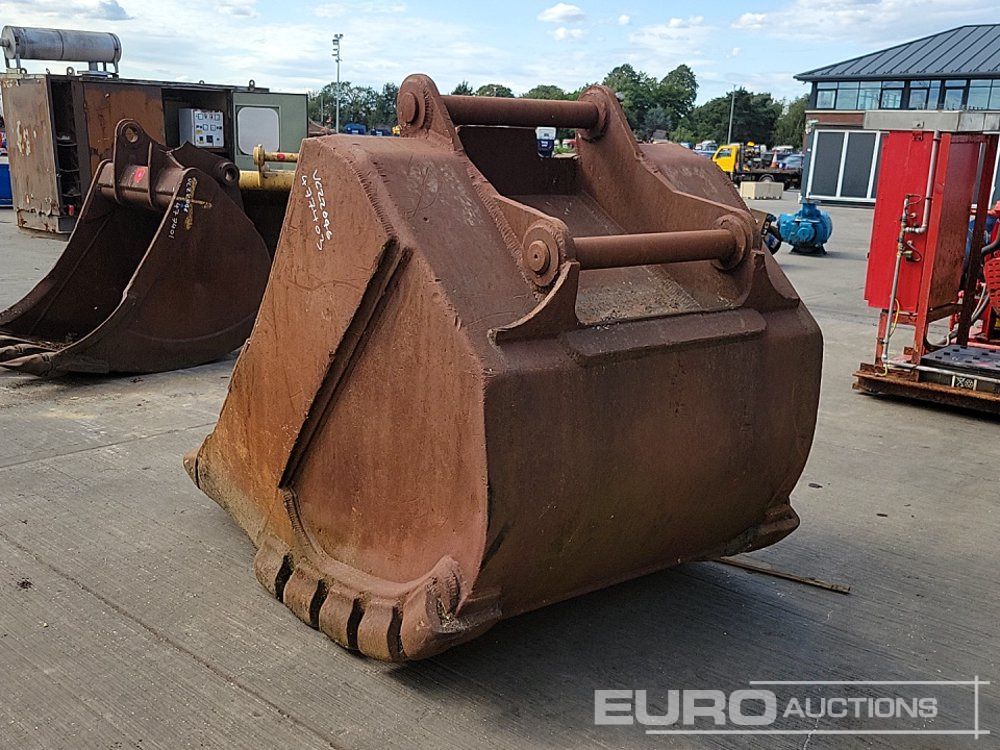 54" Digging Bucket S80 Hitch to suit 30-43 Ton Excavator - Кофа: снимка 3 54" Digging Bucket S80 Hitch to suit 30-43 Ton Excavator - Кофа: снимка 3