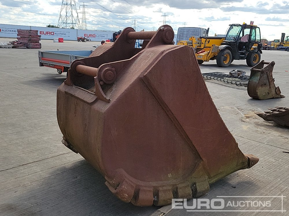 54" Digging Bucket S80 Hitch to suit 30-43 Ton Excavator - Кофа: снимка 5 54" Digging Bucket S80 Hitch to suit 30-43 Ton Excavator - Кофа: снимка 5