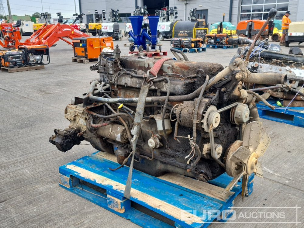 6 Cylinder Engine, Gearbox - Двигател: снимка 1 6 Cylinder Engine, Gearbox - Двигател: снимка 1