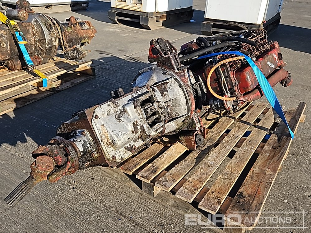 6 Cylinder Engine, Gearbox - Двигател: снимка 1 6 Cylinder Engine, Gearbox - Двигател: снимка 1