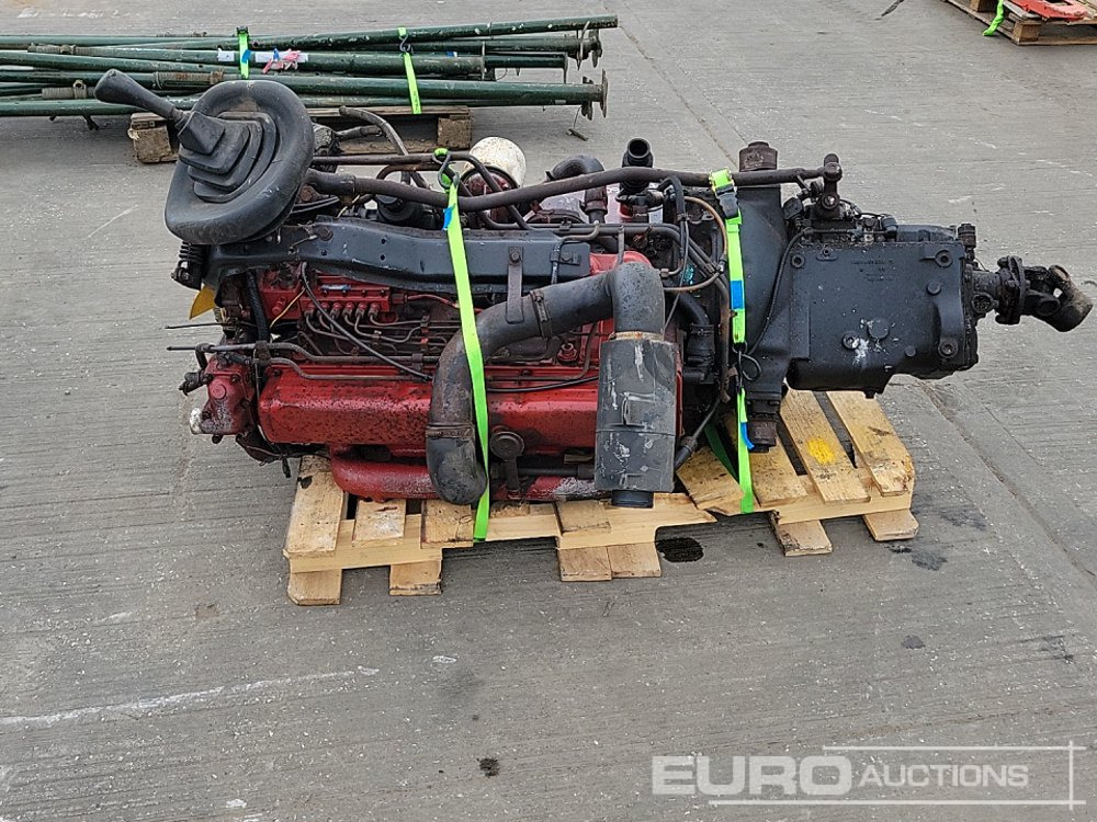 6 Cylinder Engine, Gearbox - Двигател: снимка 2 6 Cylinder Engine, Gearbox - Двигател: снимка 2