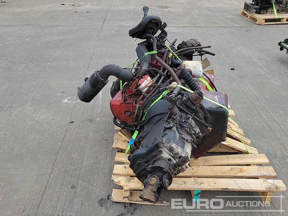 6 Cylinder Engine, Gearbox - Двигател: снимка 4 6 Cylinder Engine, Gearbox - Двигател: снимка 4