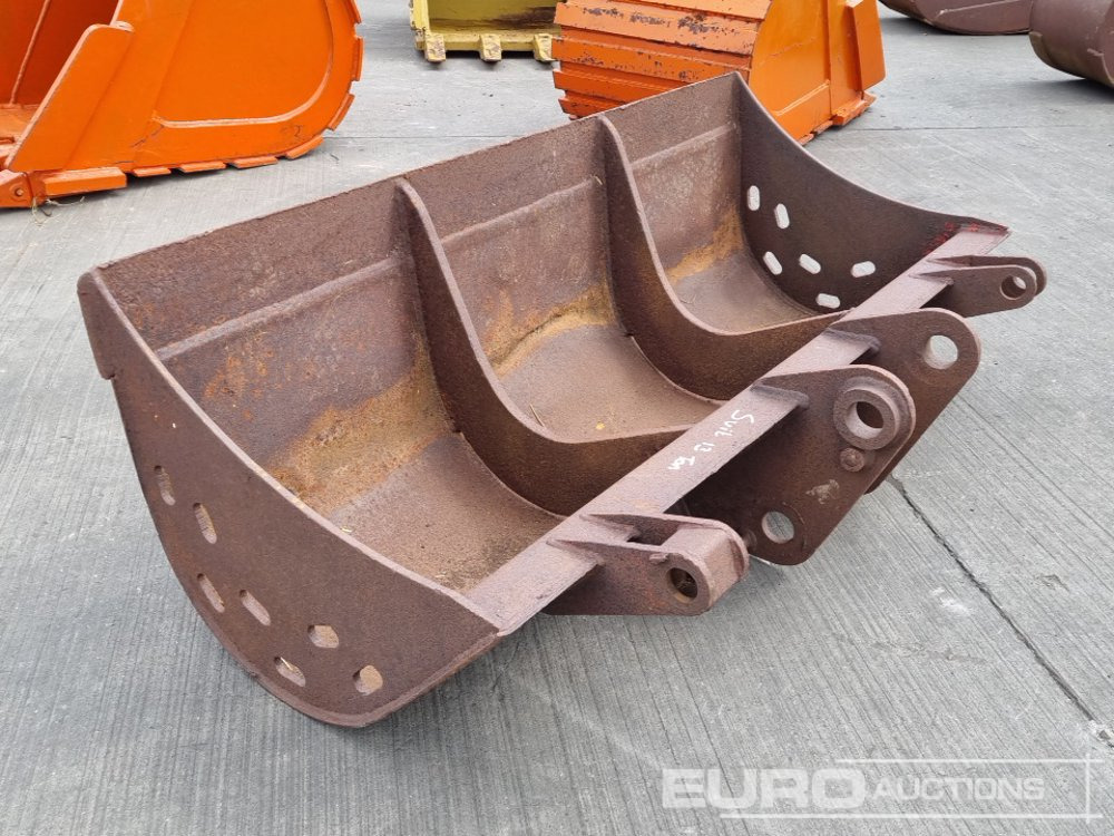 72" Ditching Bucket 60mm Pin to suit 10-12 Ton Excavator - Кофа: снимка 3 72" Ditching Bucket 60mm Pin to suit 10-12 Ton Excavator - Кофа: снимка 3