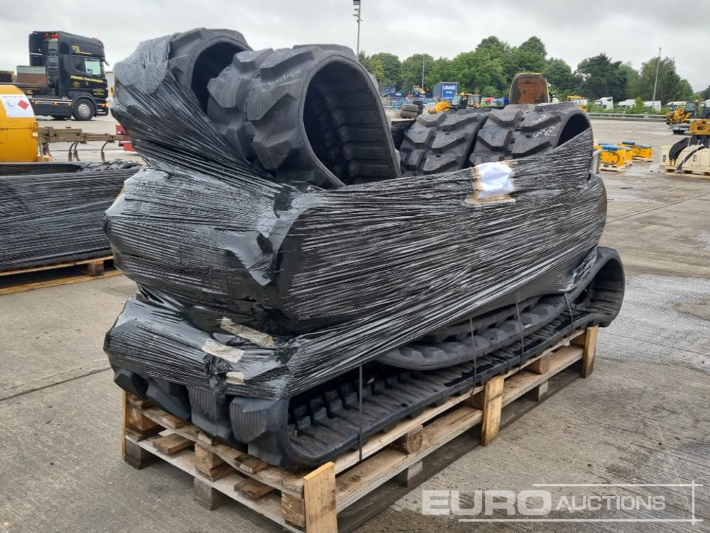 8 Ton Excavator Rubber Tracks (6 of) - Гумени/ Метални вериги за Строителна техника: снимка 1 8 Ton Excavator Rubber Tracks (6 of) - Гумени/ Метални вериги за Строителна техника: снимка 1