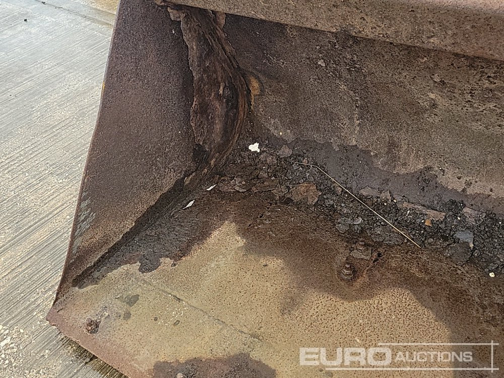 Кофа 90" Loading Bucket to suit Telehandler: снимка 10
