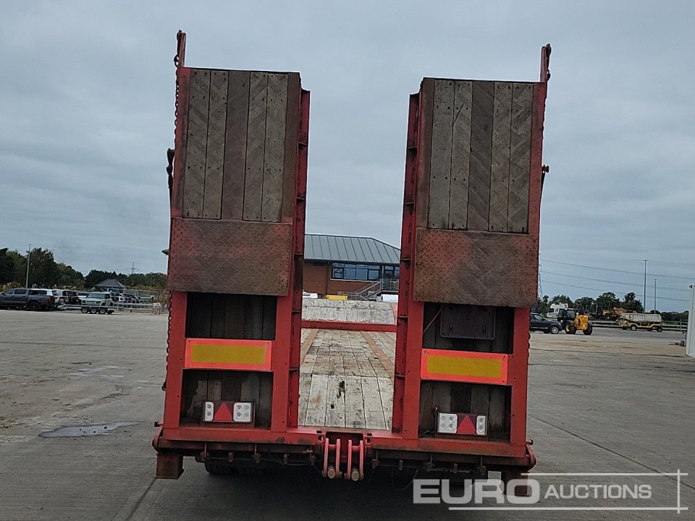 ARB Tri Axle Step Frame Low Loader Trailer, Out Riggers, Hydraulic Flip Toe Ramps - Нискорамна площадка полуремарке: снимка 4 ARB Tri Axle Step Frame Low Loader Trailer, Out Riggers, Hydraulic Flip Toe Ramps - Нискорамна площадка полуремарке: снимка 4